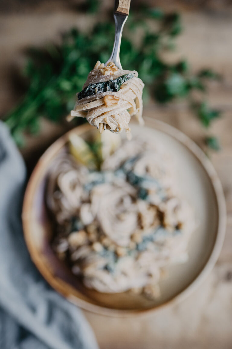 Pasta in Stielmus-Sahnesauce - Heimatgemüse